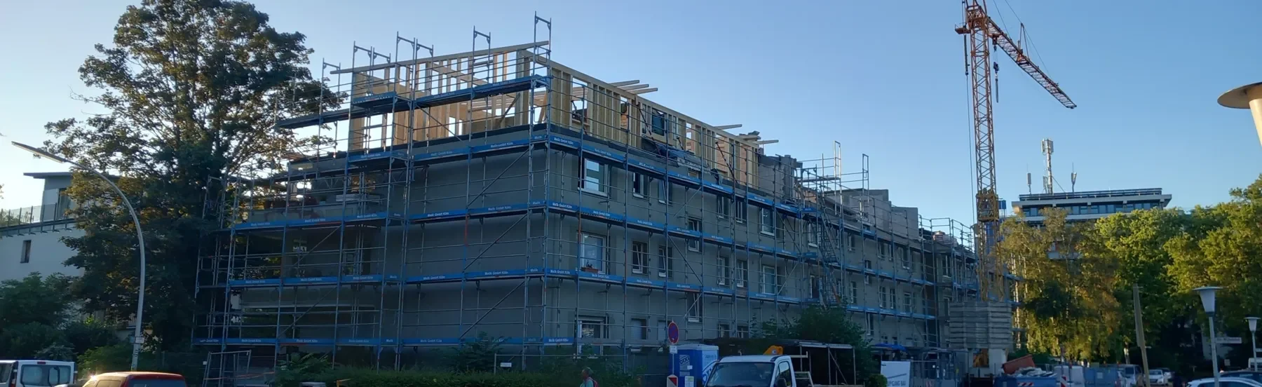 Gerüstbau Bonn – für Fassadenarbeiten und Dachsanierungen – UPGANGBAU GmbH